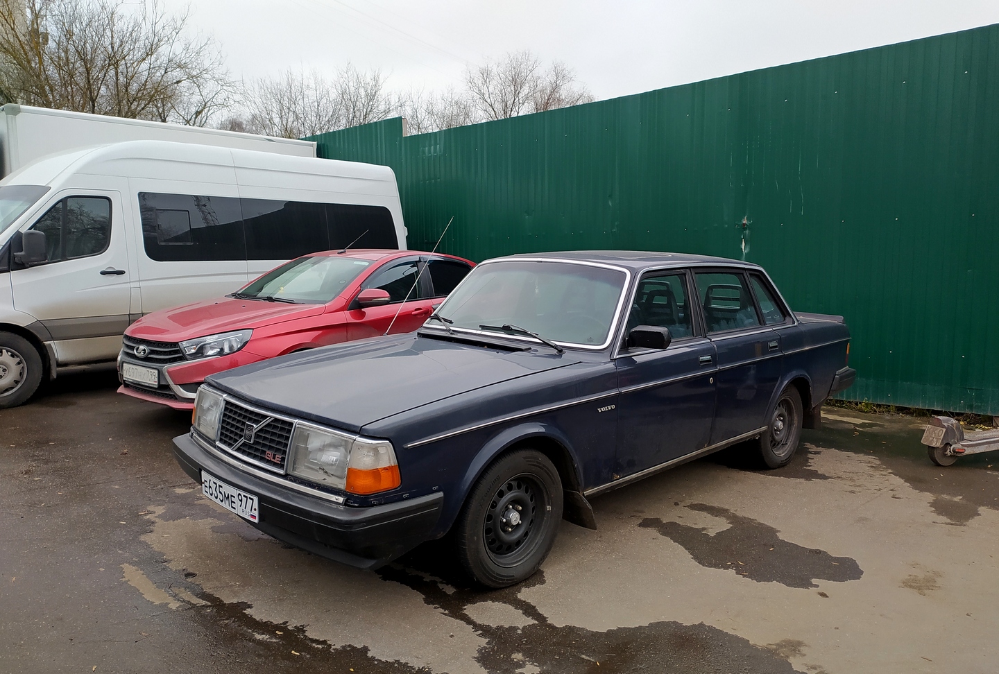 Москва, № Е 635 МЕ 977 — Volvo 244 GL '78-79