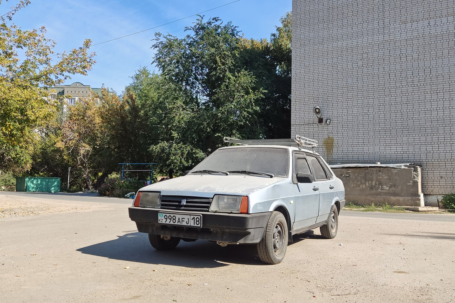 Абайская область, № 998 AFG 18 — ВАЗ-21099 '90-04