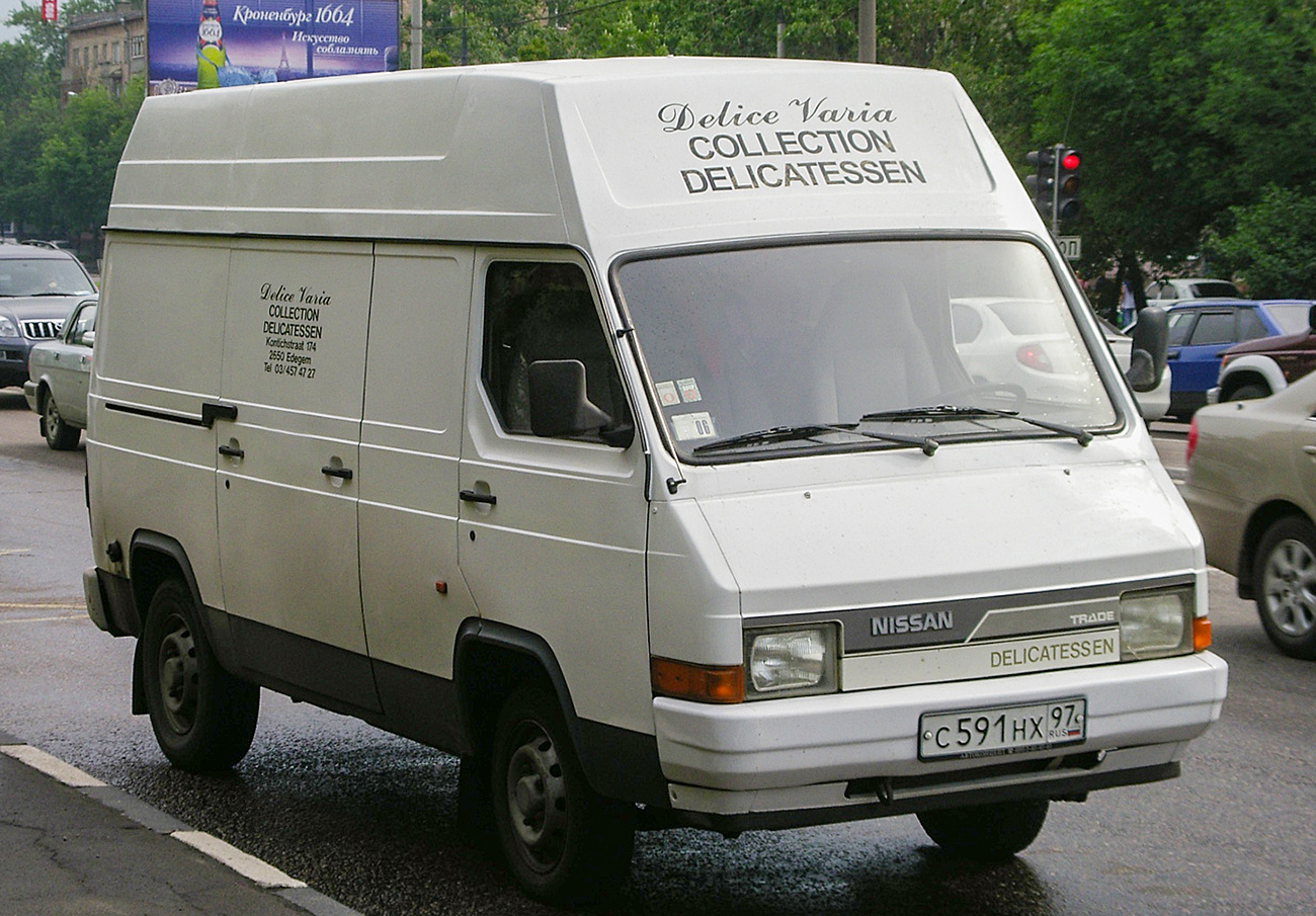 Москва, № С 591 НХ 97 — Nissan Trade '86-01