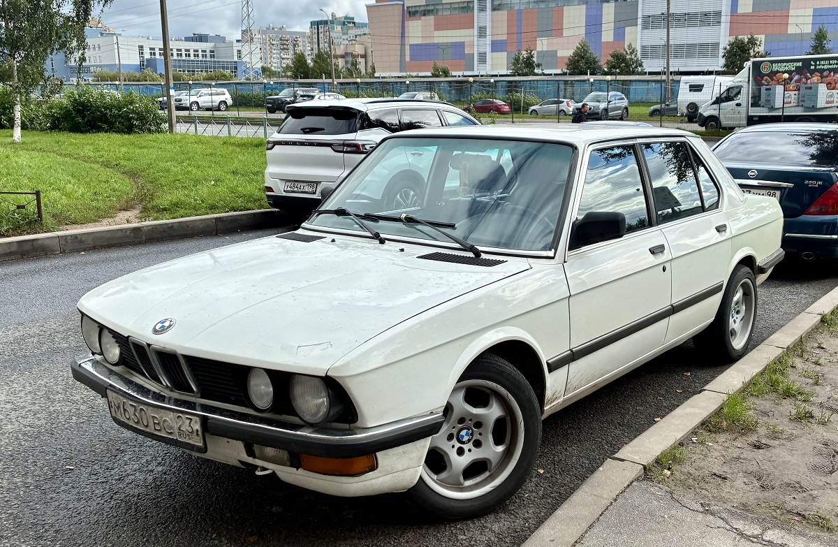 Краснодарский край, № М 630 ВС 23 — BMW 5 Series (E28) '82-88