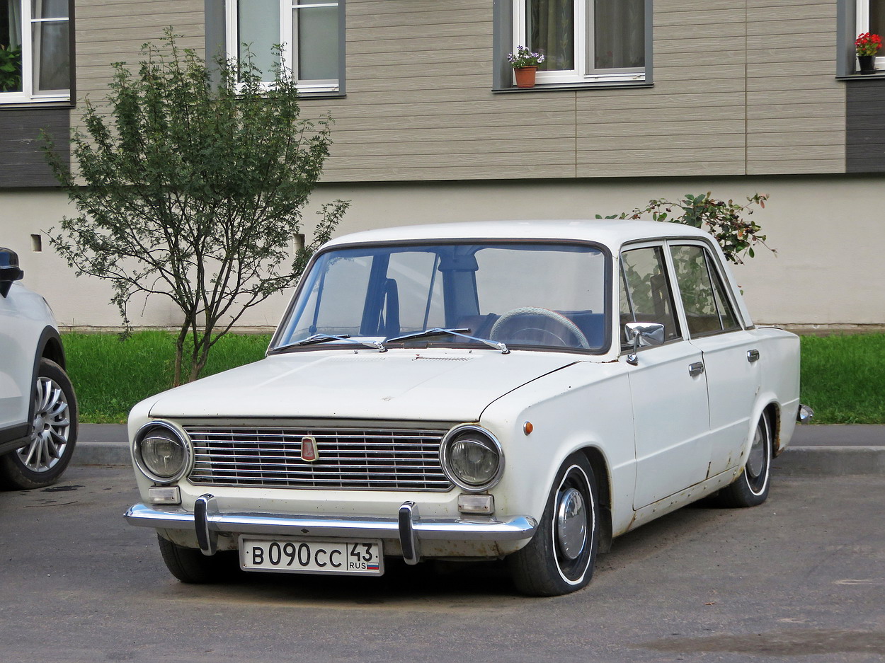 Кировская область, № В 090 СС 43 — ВАЗ-2101 Жигули '70-83