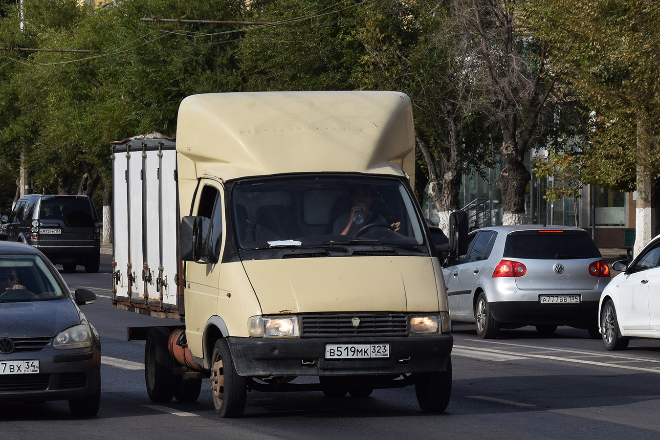 Волгоградская область, № В 519 МК 323 — ГАЗ-3302 ГАЗель '94-03