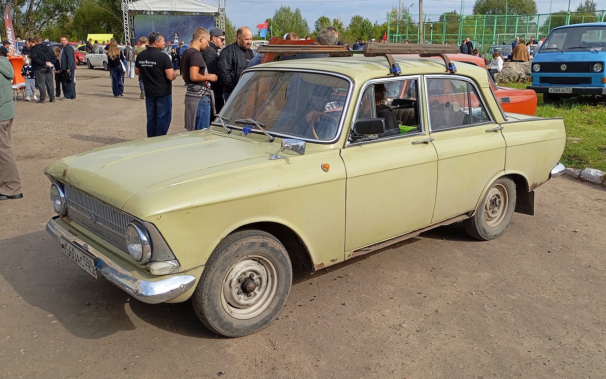 Московская область, № У 560 АС 550 — Москвич-412ИЭ (Иж) '70-82; Тверская область — Закрытие сезона 2026 Ретро-клуба Калинин