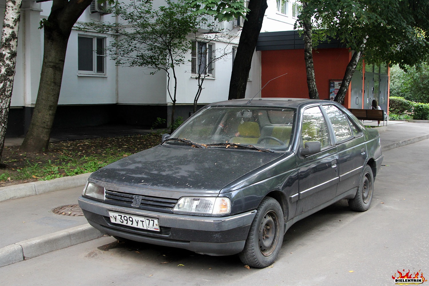 Москва, № У 399 УТ 77 — Peugeot 405 '87-93