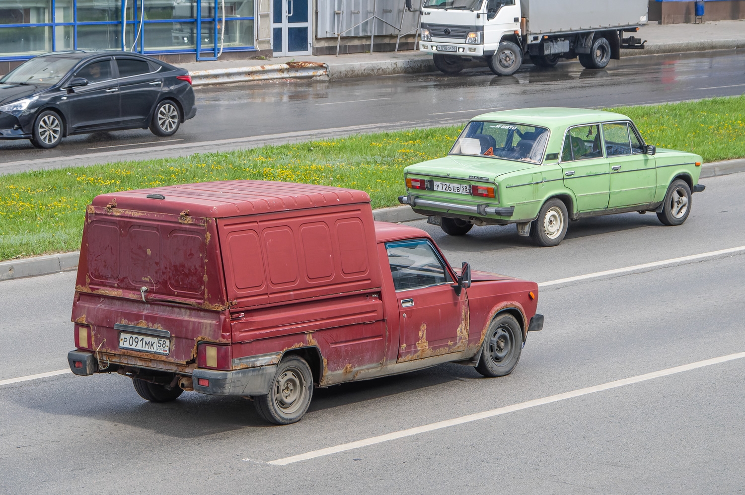 Пензенская область, № Р 091 МК 58 — Иж-27175-036 '06-09; Пензенская область, № У 726 ЕВ 58 — ВАЗ-21063 Жигули '77-94