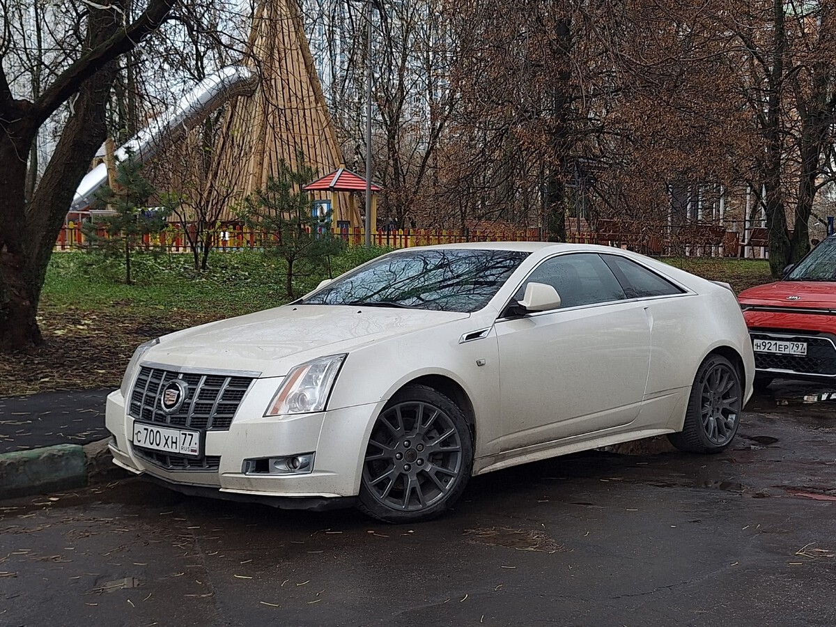 Москва, № С 700 ХН 77 — Cadillac CTS Coupe '10-15