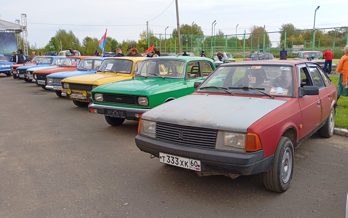 Псковская область, № Т 333 ХК 60 — Москвич-21412 '86-94; Тверская область — Закрытие сезона 2026 Ретро-клуба Калинин