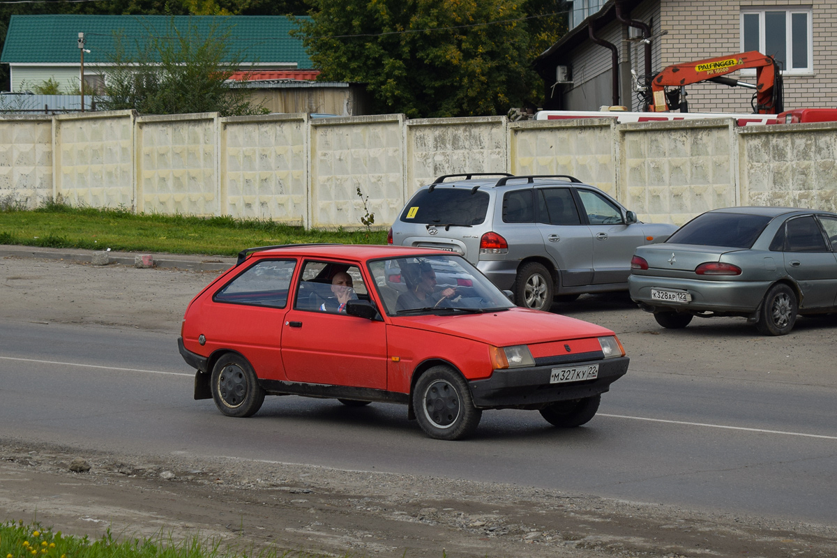 Алтайский край, № М 327 КУ 22 — ЗАЗ-110206 Таврия '90-07