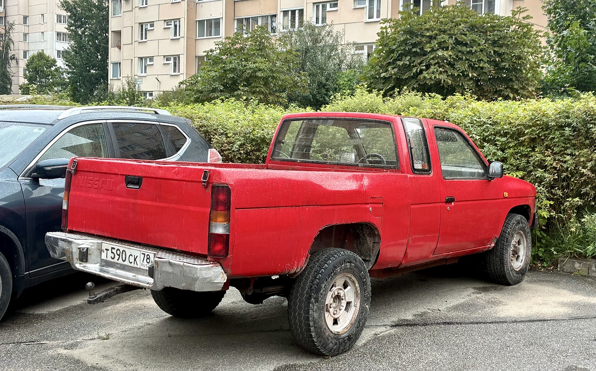 Санкт-Петербург, № Т 590 СК 78 — Nissan PickUp (D21) '85-97