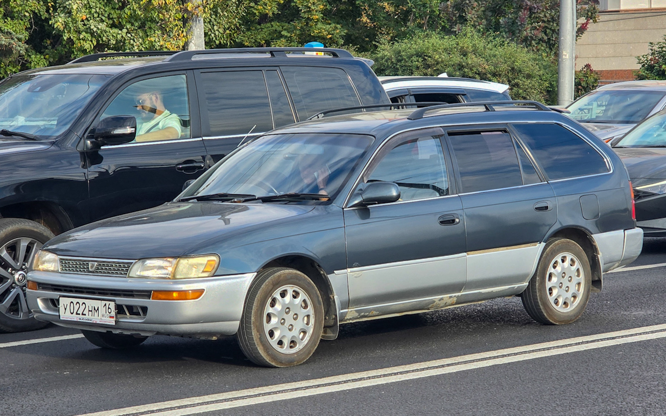 Татарстан, № У 022 НМ 16 — Toyota Corolla (E100) '91-02