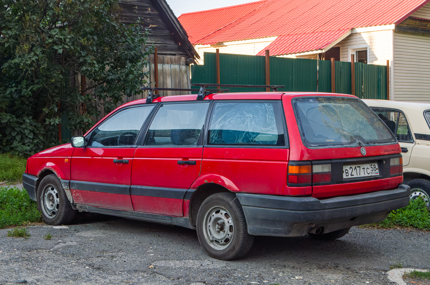 Пензенская область, № В 217 ТС 58 — Volkswagen Passat Variant (B3) '88-93