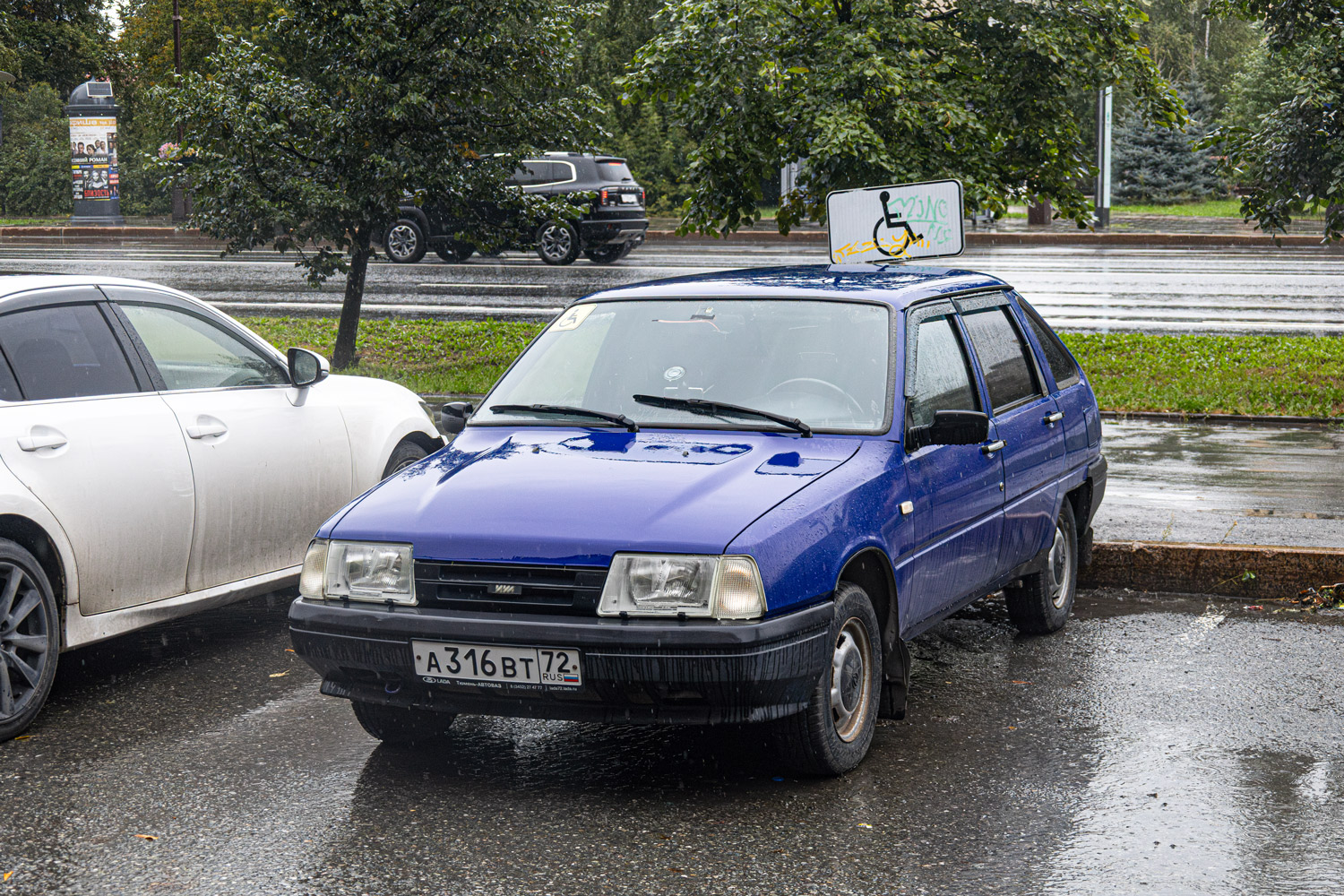 Тюменская область, № А 316 ВТ 72 — Иж-2126-030 '98-05