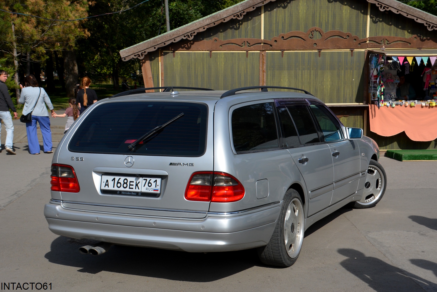 Ростовская область, № А 168 ЕК 761 — Mercedes-Benz (S210) '95-03; Ростовская область — Retro Motor Show_2026_Сентябрь
