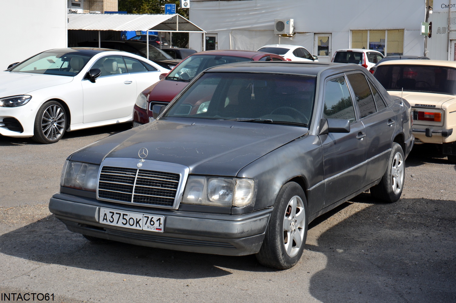 Ростовская область, № А 375 ОК 761 — Mercedes-Benz (W124) '84-96