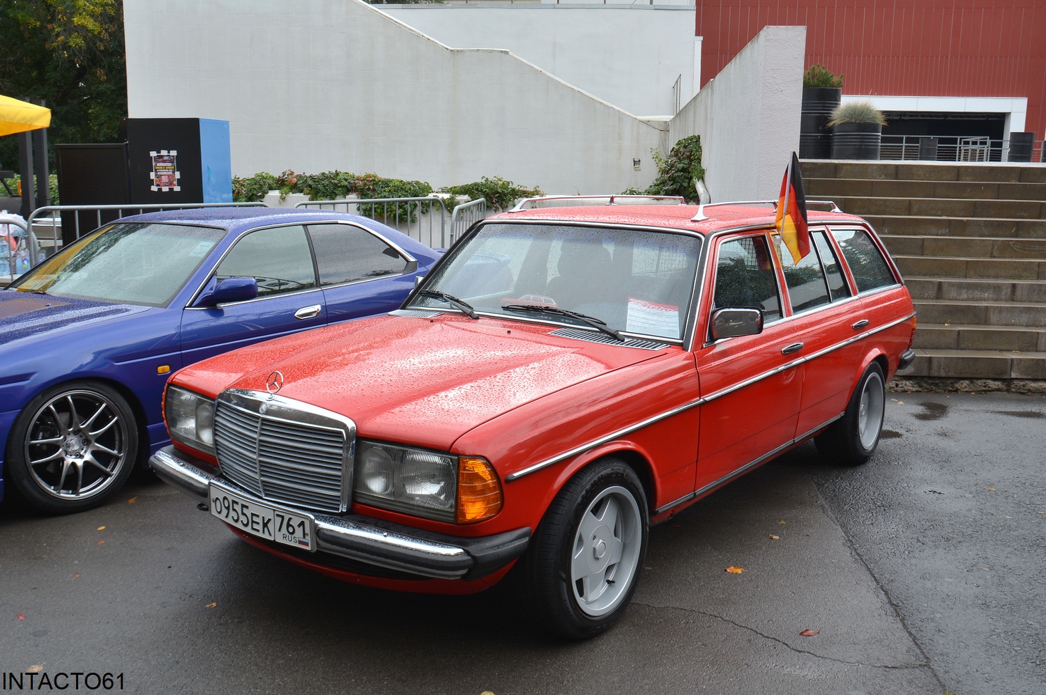 Ростовская область, № О 955 ЕК 761 — Mercedes-Benz (S123) '77-86; Ростовская область — Retro Motor Show_2026_Сентябрь