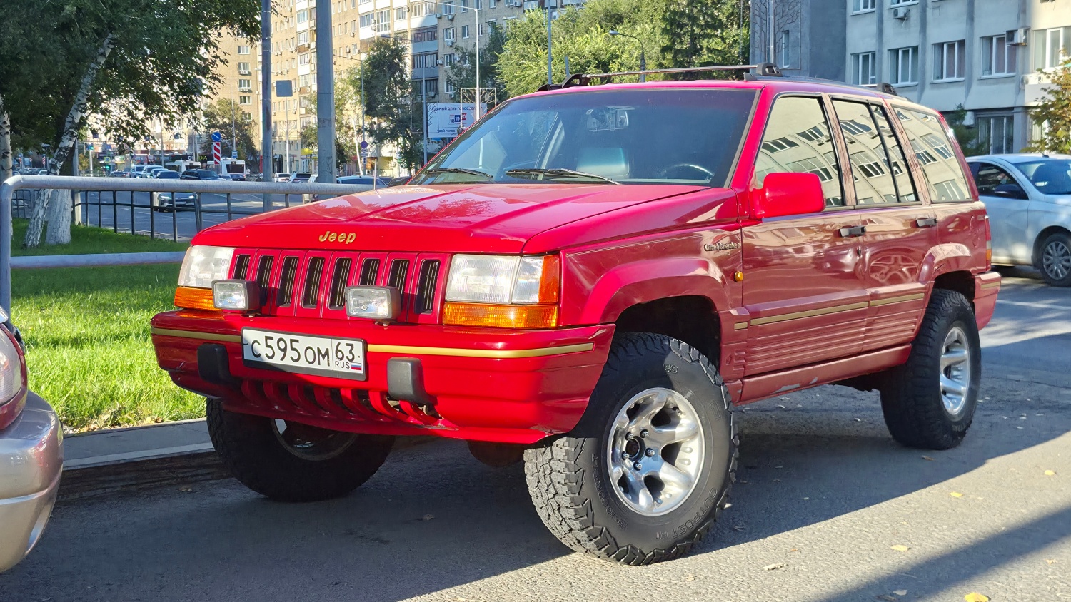 Самарская область, № С 595 ОМ 63 — Jeep Grand Cherokee (ZJ) '92-98