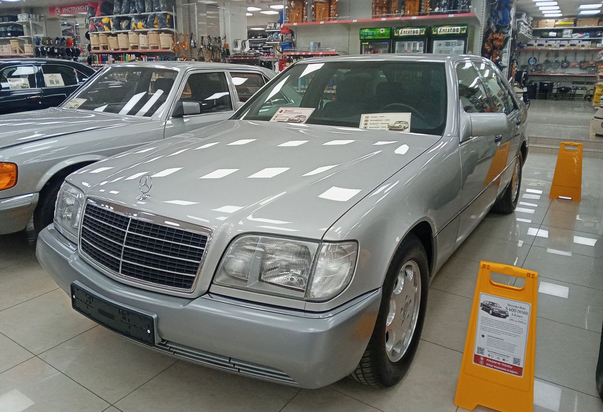 Рязанская область, № (62) Б/Н 0132 — Mercedes-Benz (W140) '91-98; Рязанская область — Выставка ретро-автомобилей в магазине "Автопример" на ул. Островской