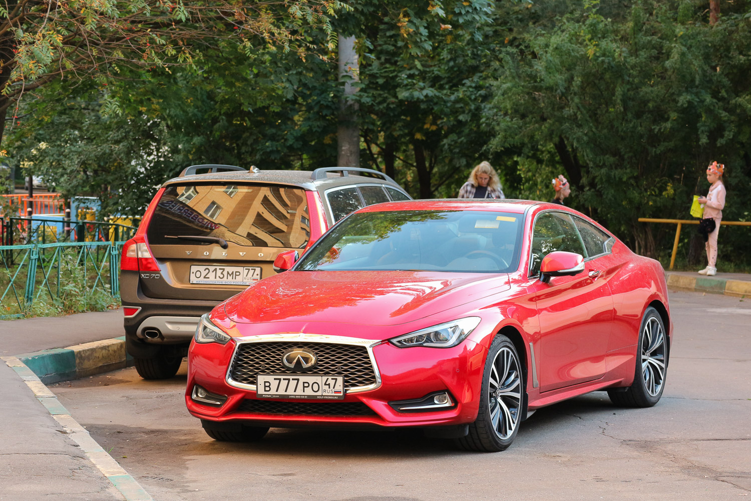 Москва, № В 777 РО 47 — Infiniti Q60 (2G) '16-22; Ленинградская область — Вне региона