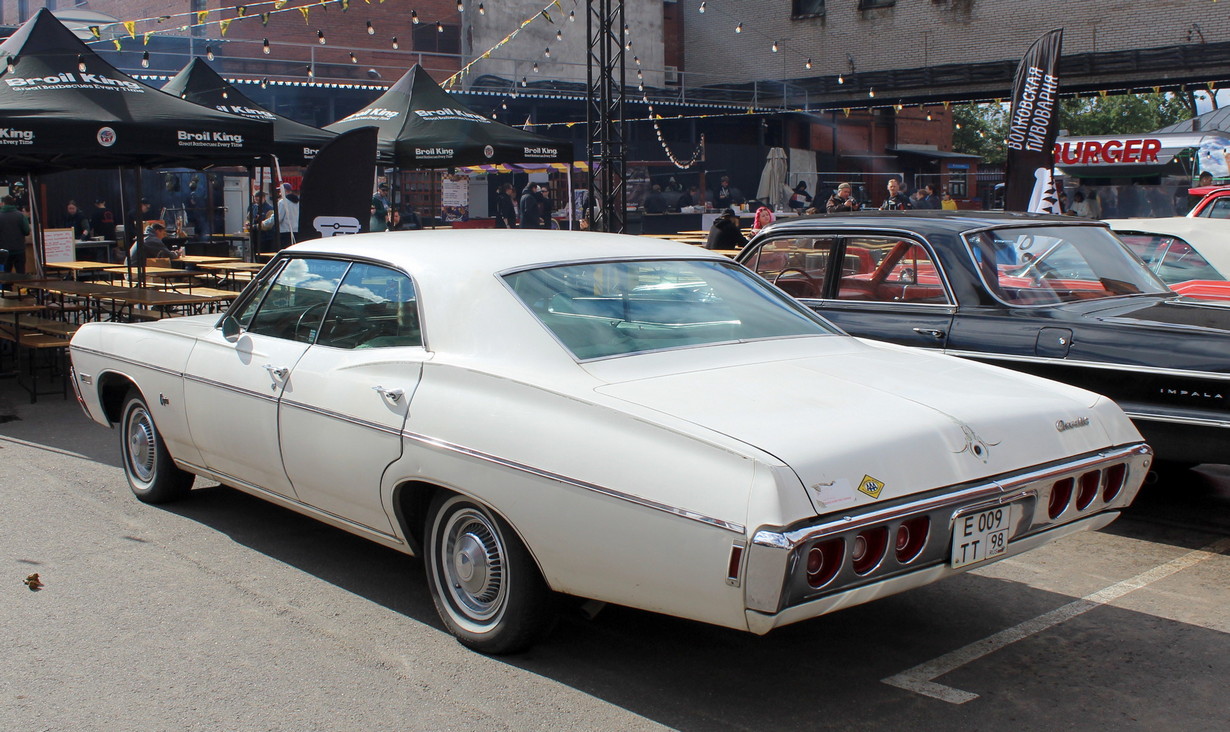 Санкт-Петербург, № Е 009 ТТ 98 — Chevrolet Caprice (1G) '65-70; Санкт-Петербург — Ежегодная выставка классических и кастомных автомобилей и мотоциклов "Original Meet"