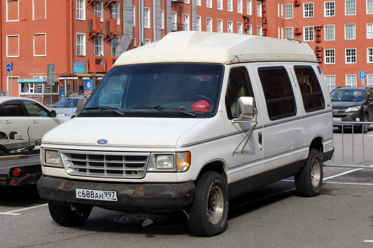 Москва, № С 688 АН 997 — Ford E-Series (4G) '92-07
