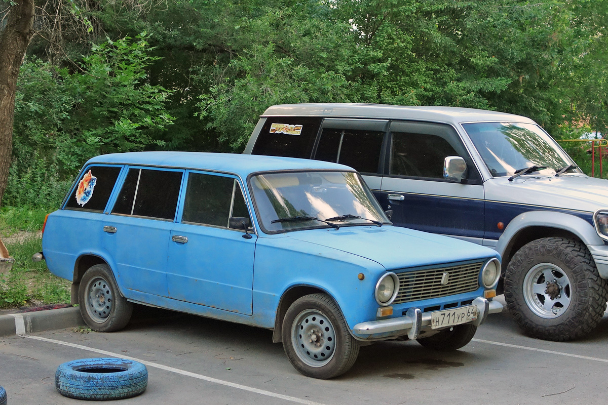 Саратовская область, № Н 711 УР 64 — ВАЗ-2102 Жигули '71-86