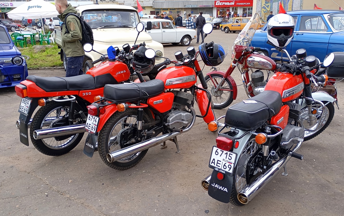 Тверская область, № 8824 АЕ 69 — Jawa 350 typ 638 '84-91; Тверская область, № 6714 АЕ 69 — Jawa 350 typ 634 '73-85; Тверская область, № 6715 АЕ 69 — Jawa 350 typ 634 '73-85; Тверская область — Закрытие сезона 2026 Ретро-клуба Калинин