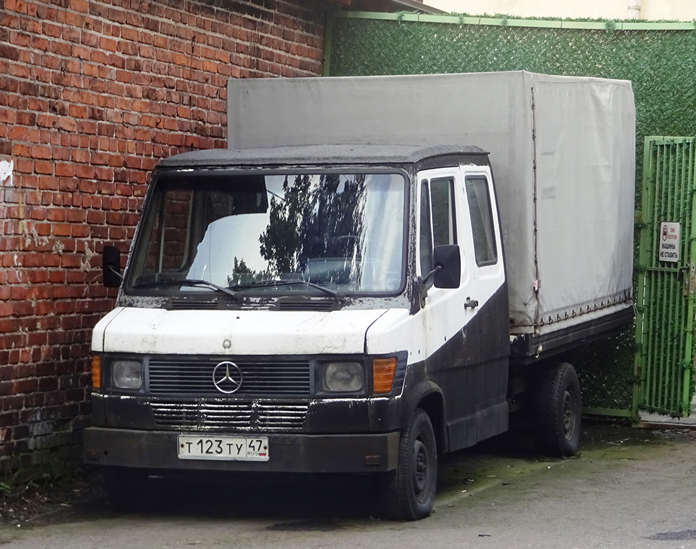 Ленинградская область, № Т 123 ТУ 47 — Mercedes-Benz T1 308D '76-96