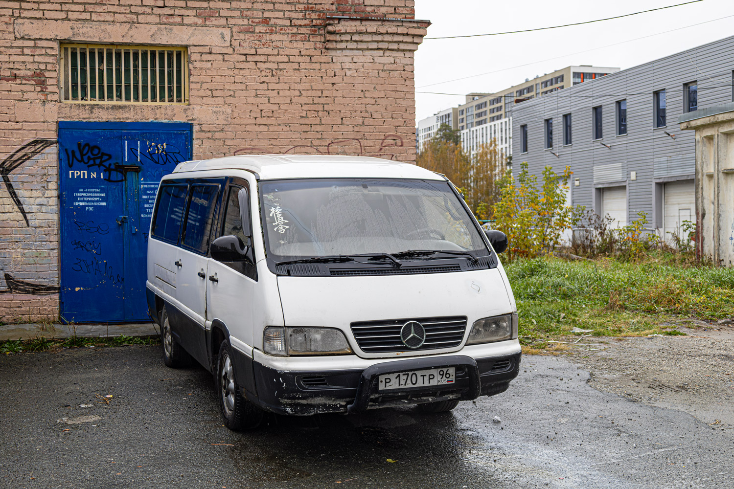 Свердловская область, № Р 170 ТР 96 — SsangYong Istana (1G) 95-04