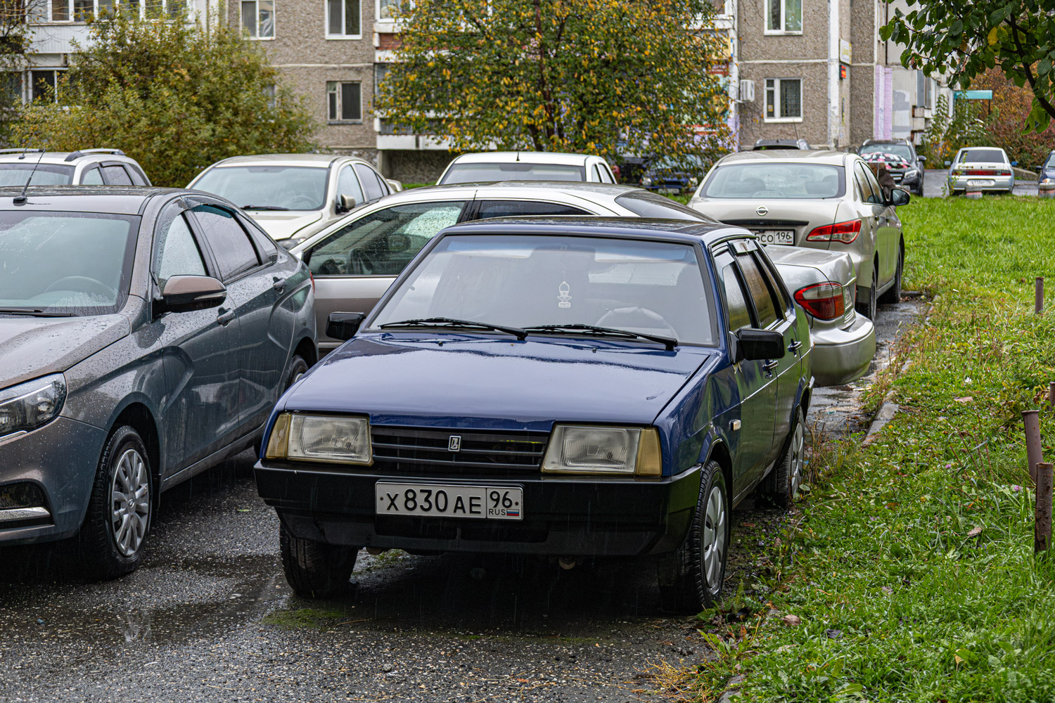Свердловская область, № Х 830 АЕ 96 — ВАЗ-21099 '90-04
