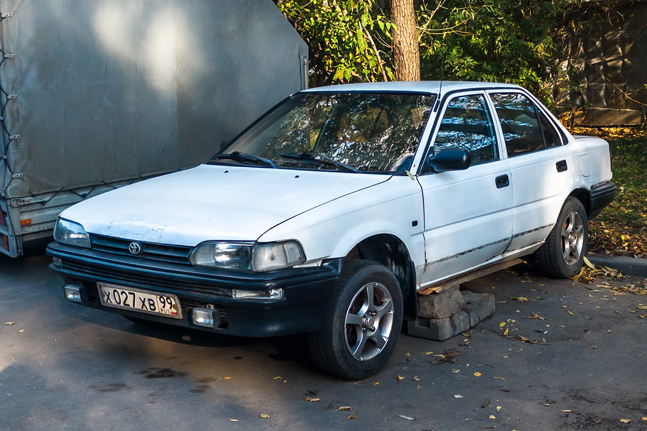 Москва, № Х 027 ХВ 99 — Toyota Corolla (E90) '87-92