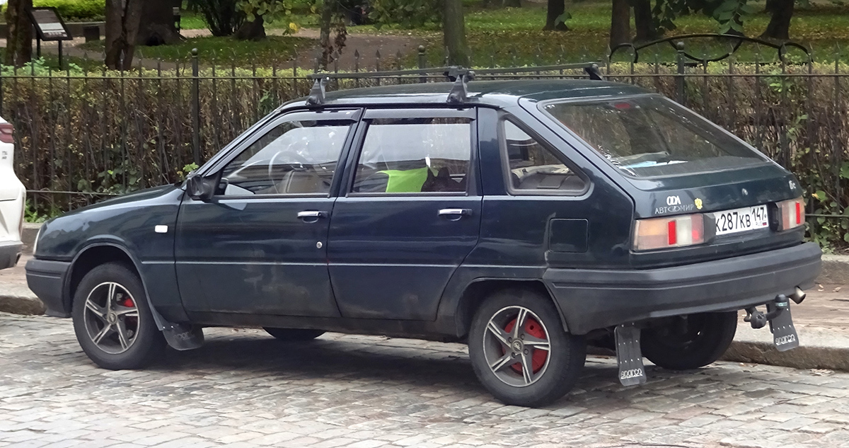 Ленинградская область, № К 287 КВ 147 — Иж-2126-030 '98-05
