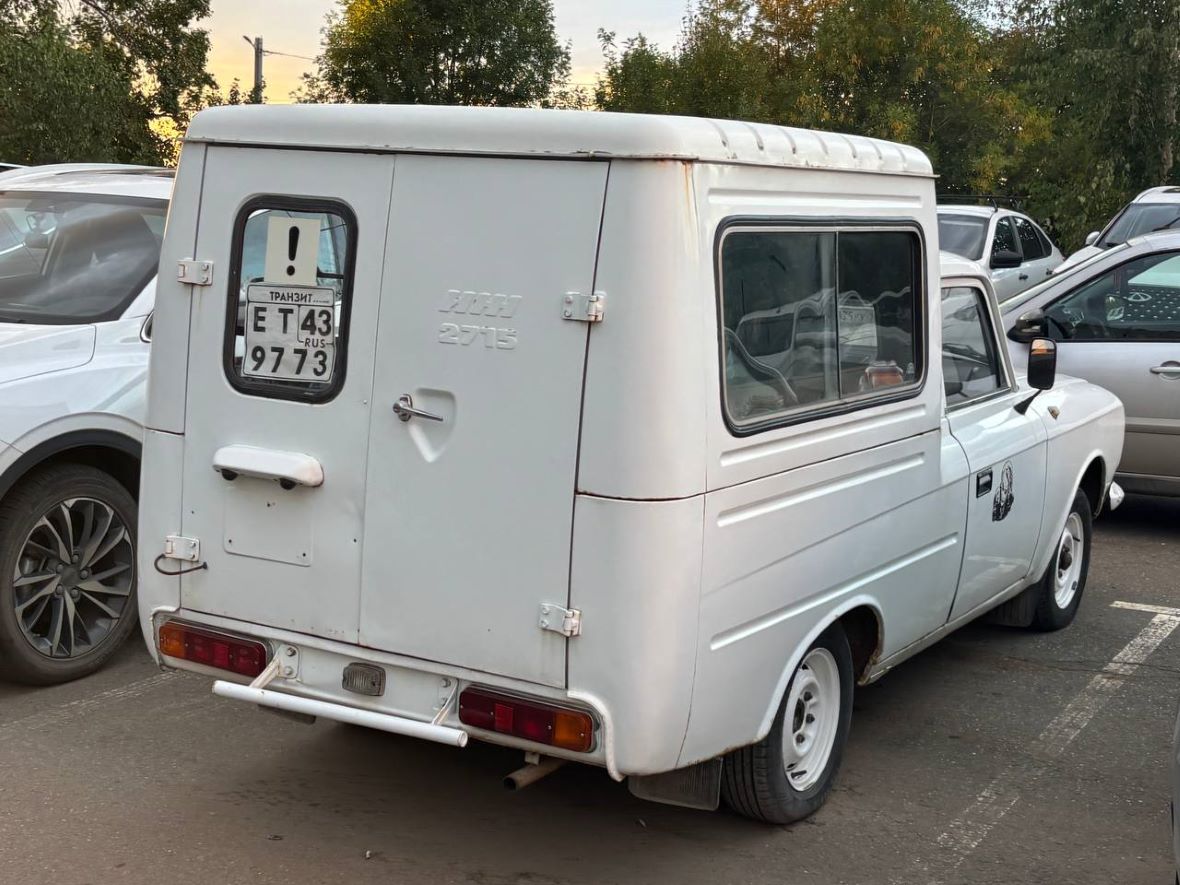 Удмуртия, № ЕТ 9773 43 — Иж-27156 '88-01