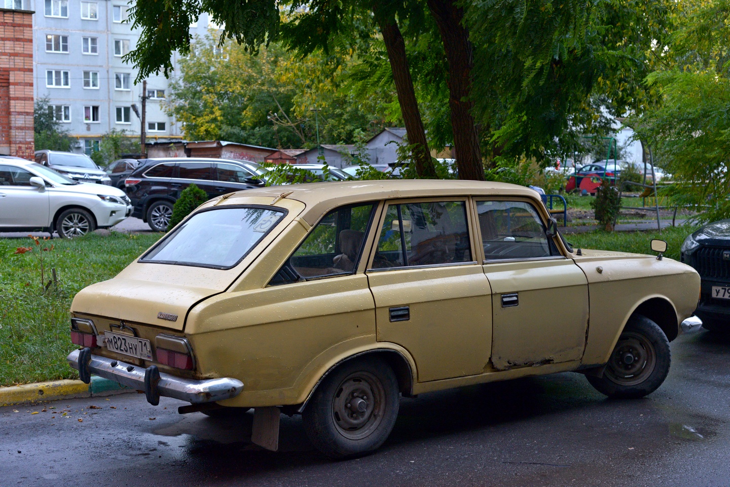 Тульская область, № М 823 НУ 71 — Иж-21251 Комби '81-97