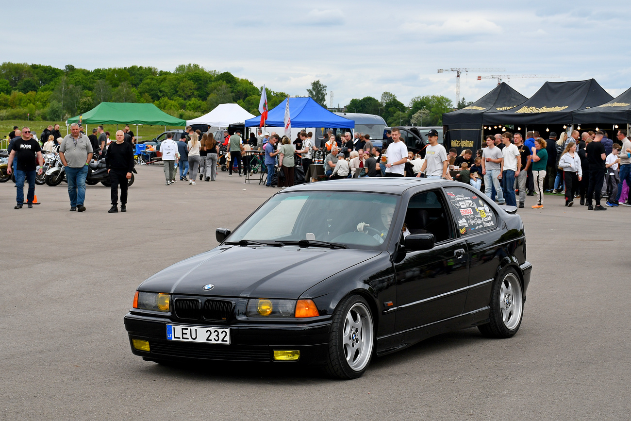 Литва, № LEU 232 — BMW 3 Series Compact (E36) '94-00; Литва — Retro mugė 2026
