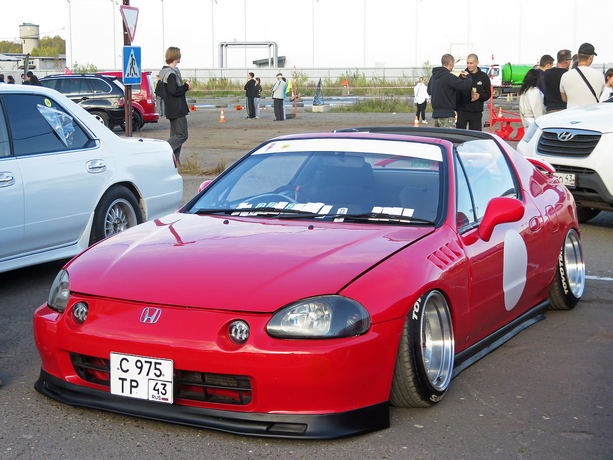 Кировская область, № С 975 ТР 43 — Honda CR-X (3G) '92-98