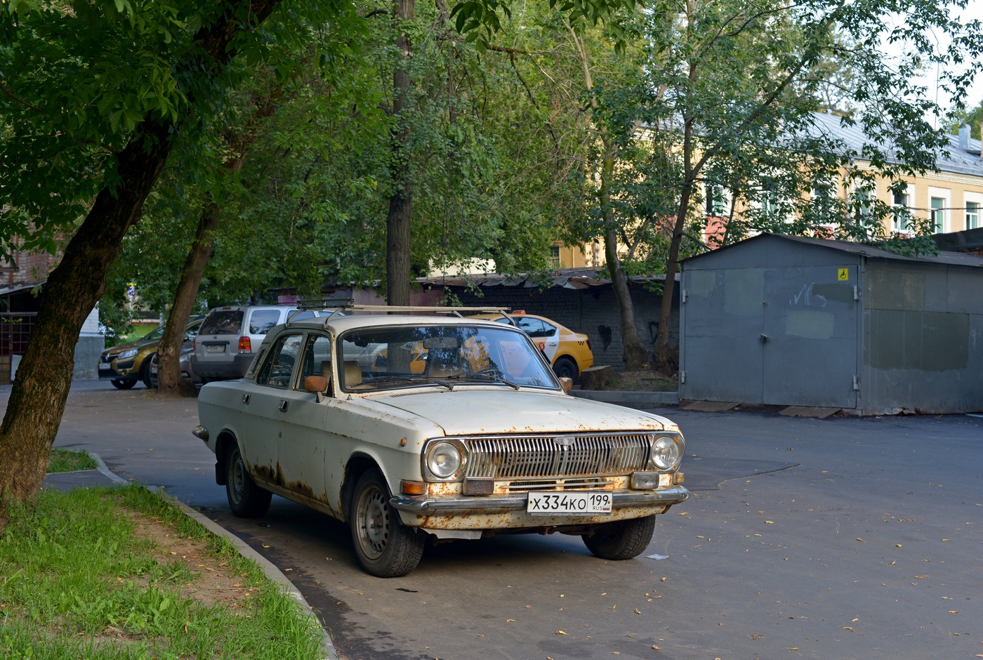 Москва, № Х 334 КО 199 — ГАЗ-24-10 Волга '85-92