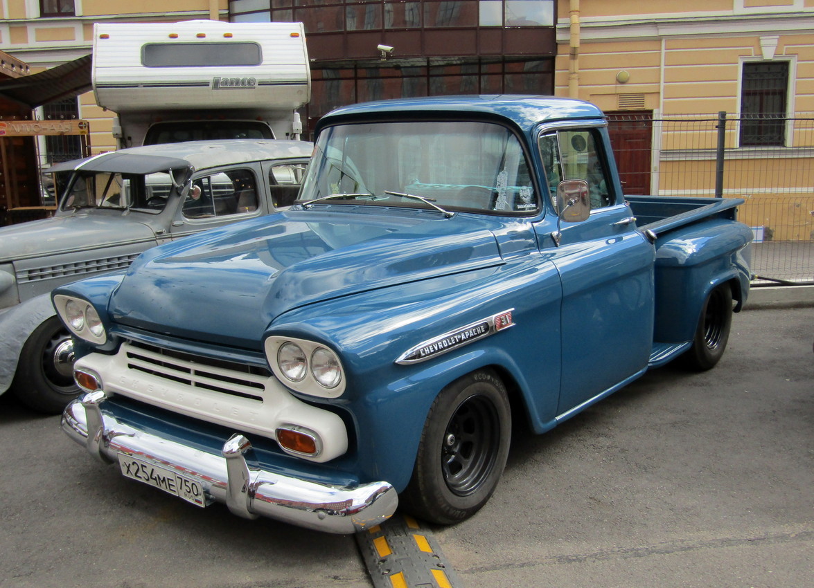 Московская область, № Х 254 МЕ 750 — Chevrolet 3100 '54-57; Санкт-Петербург — Ежегодная выставка классических и кастомных автомобилей и мотоциклов "Original Meet"