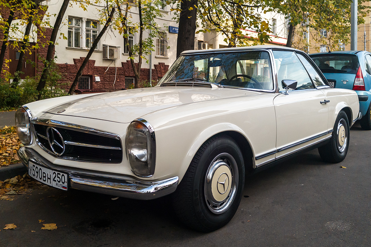 Московская область, № У 590 ВН 250 — Mercedes-Benz (W113) '63-71