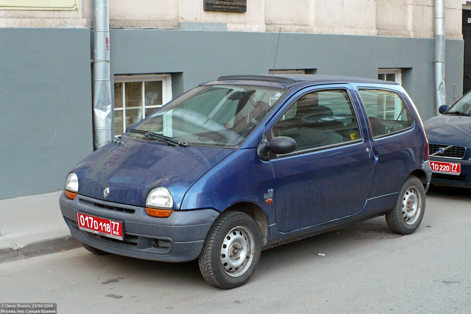 Москва, № 017D 118 77 — Renault Twingo (1G) '93-03