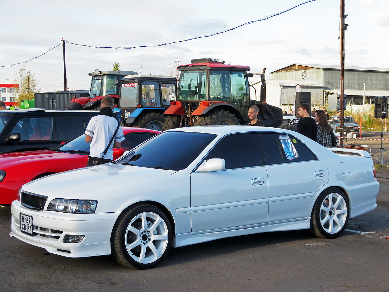 Кировская область, № В 137 ХВ 43 — Toyota Chaser (X100) '96-01