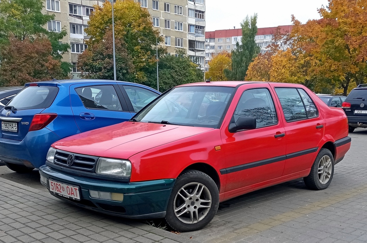 Минская область, № 5162 ОАТ — Volkswagen Vento (A3) '92-99