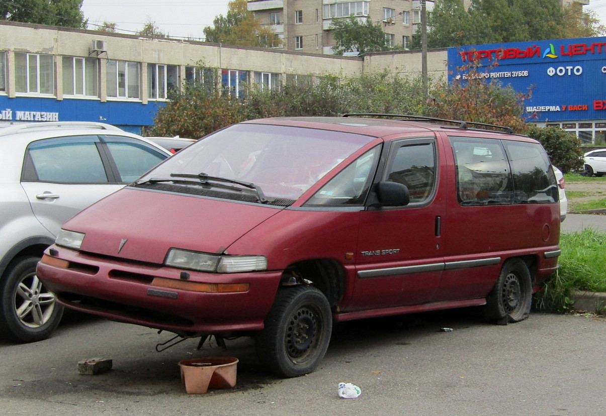 Санкт-Петербург, № А 693 РН 178 — Pontiac Trans Sport '89-96