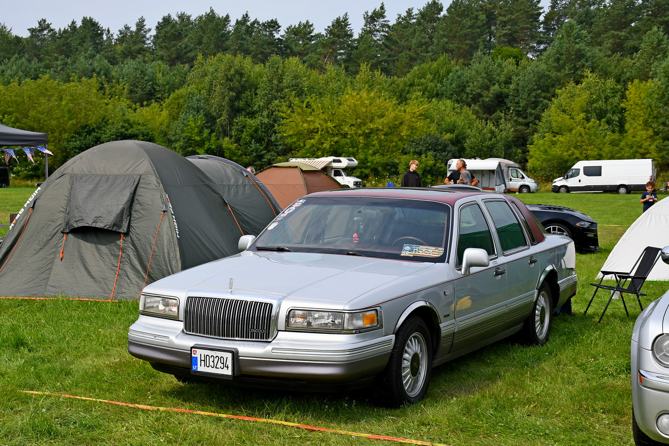Литва, № H03294 — Lincoln Town Car (2G) '90-97; Литва — American Spirit 2026