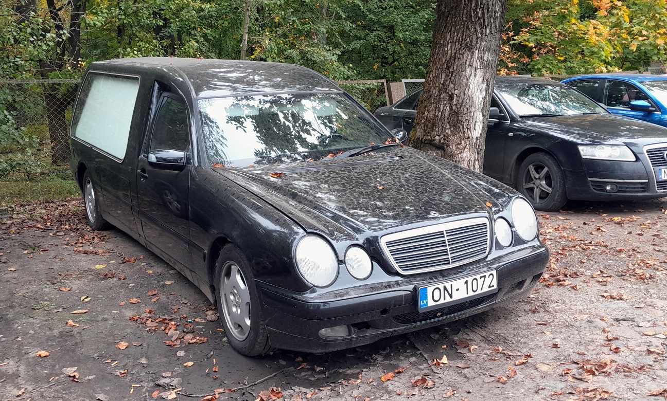 Латвия, № ON-1072 — Mercedes-Benz (VF210) '95-03