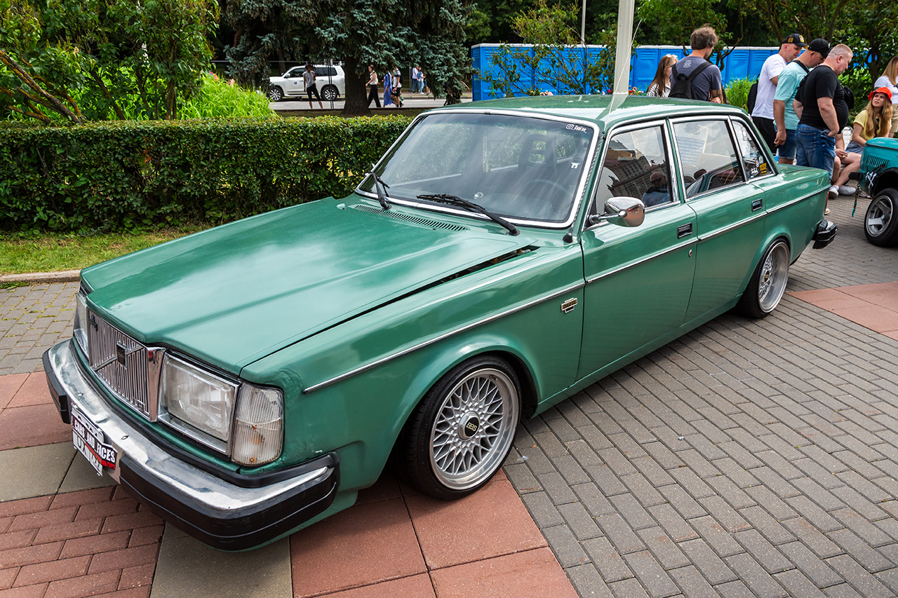 Москва, № Р 391 ОХ 799 — Volvo 240 Series (общая модель); Москва — Фестиваль "Ретрорейс" 2025