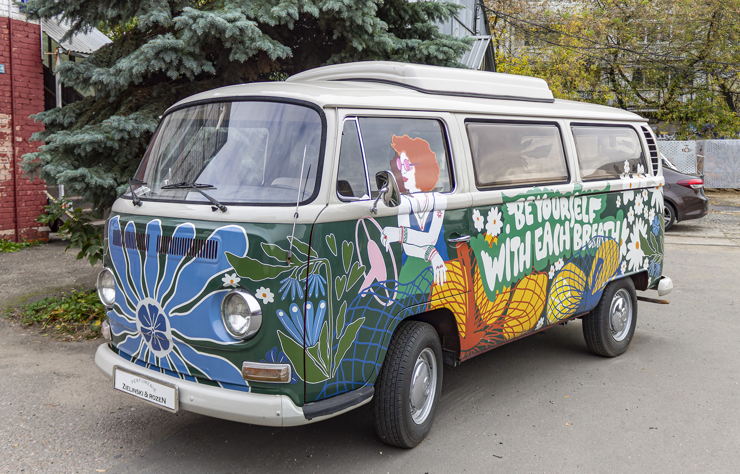 Москва, № (77) Б/Н 1021 — Volkswagen Typ 2 (T2) '67-13