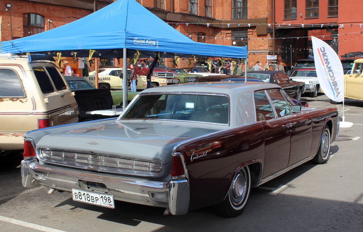 Санкт-Петербург, № В 818 ВР 198 — Lincoln Continental (4G) '61-69; Санкт-Петербург — Ежегодная выставка классических и кастомных автомобилей и мотоциклов "Original Meet"