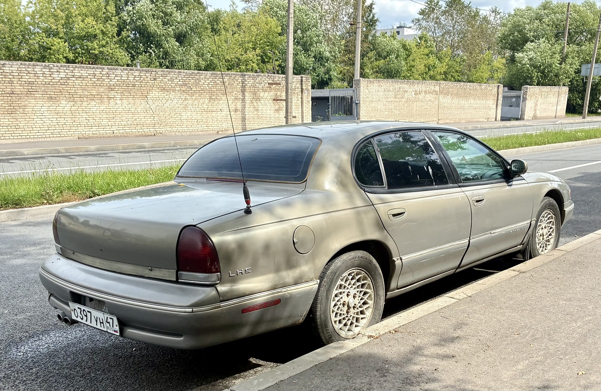 Ленинградская область, № О 397 УН 47 — Chrysler LHS (1G) '93-97