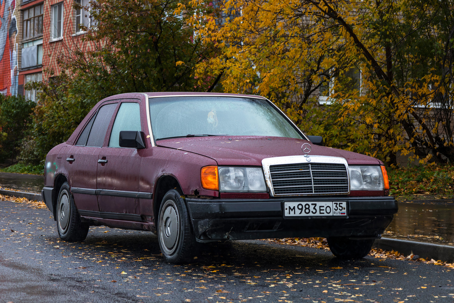 Вологодская область, № М 983 ЕО 35 — Mercedes-Benz (W124) '84-96