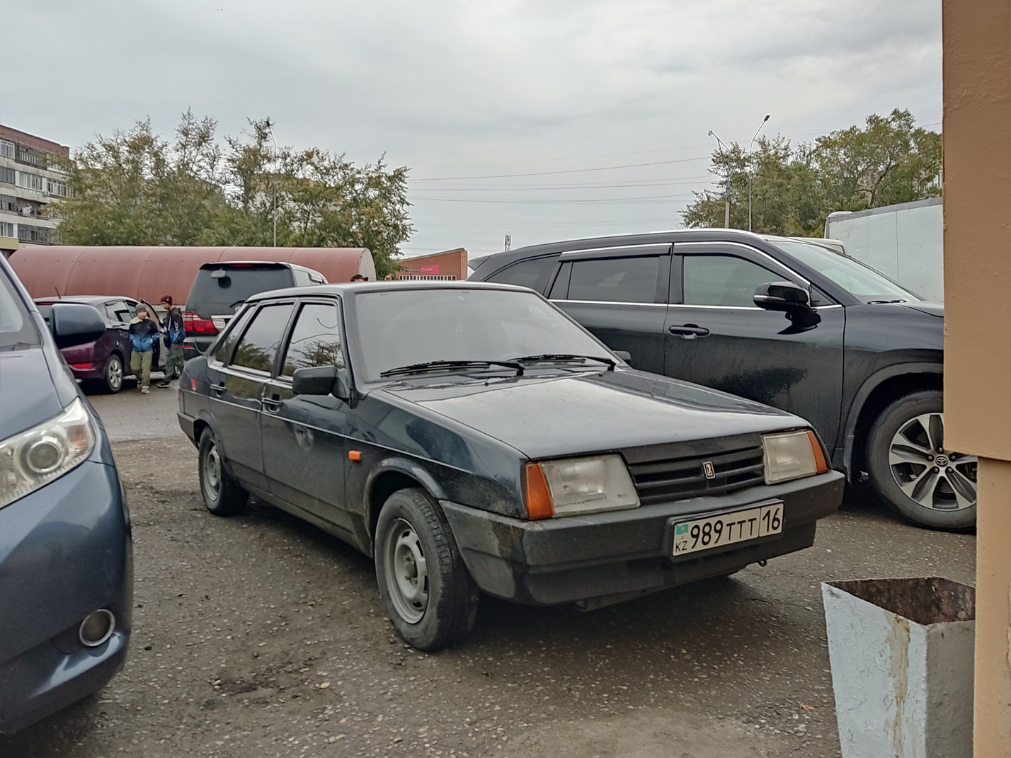 Абайская область, № 989 TTT 16 — ВАЗ-21099 '90-04